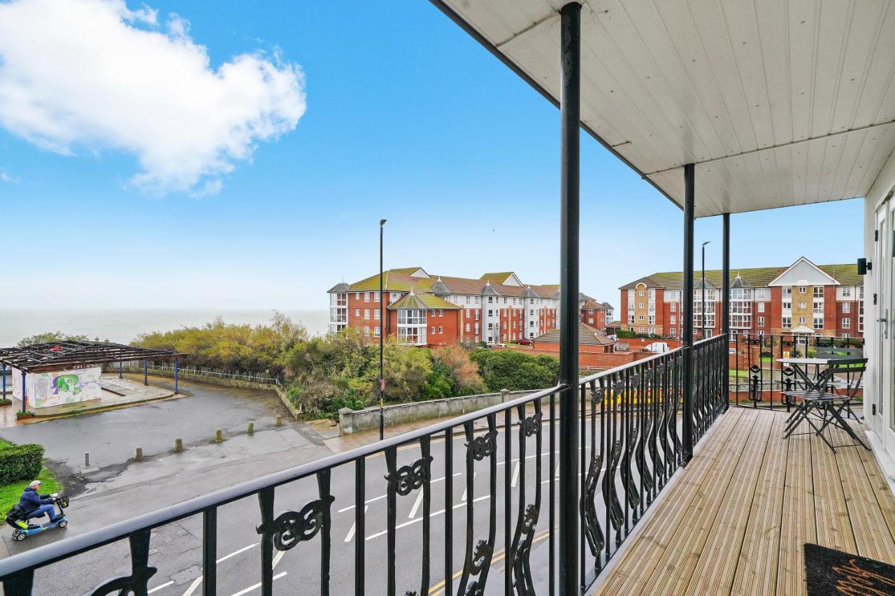 Stunning 3 - Sleeps 6