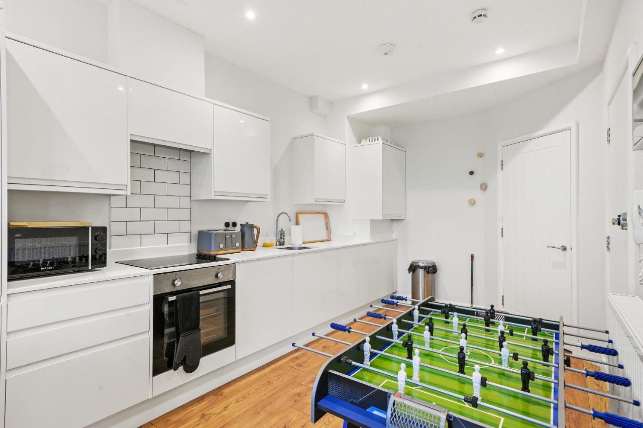 Stunning 3 - Sleeps 6 *